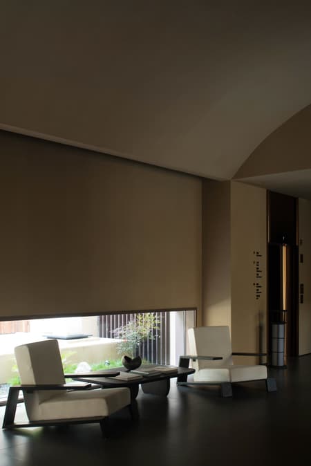 Younch Hotel